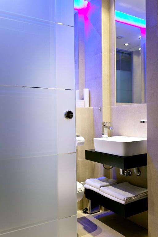 Nu Hotel Łódź Extérieur photo