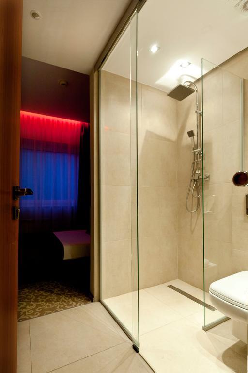 Nu Hotel Łódź Extérieur photo