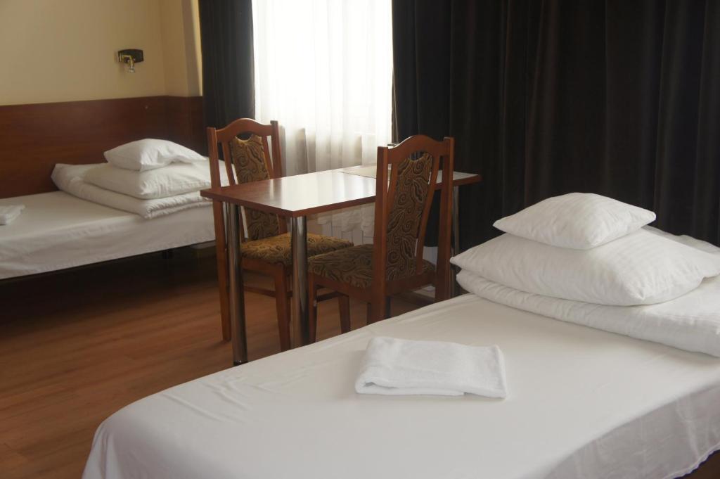 Nu Hotel Łódź Extérieur photo